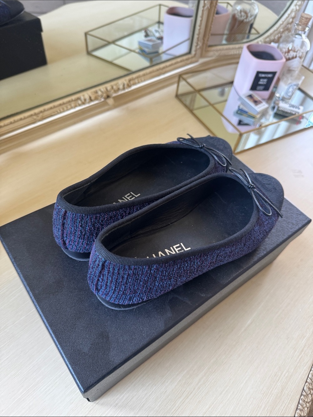 CHANEL Navy Tweed & Black Cap-Toe Ballet Flats - Picture 3 of 6